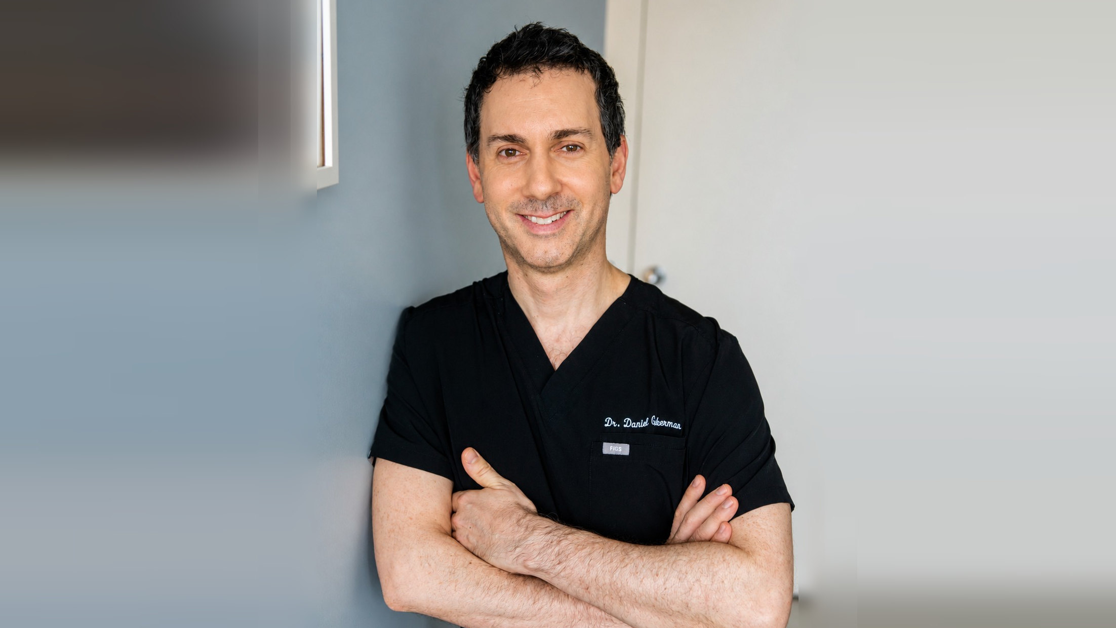 Dr. Daniel S. Guberman, MD, FRCS(C), plastic surgeon in Westmount, Montréal
